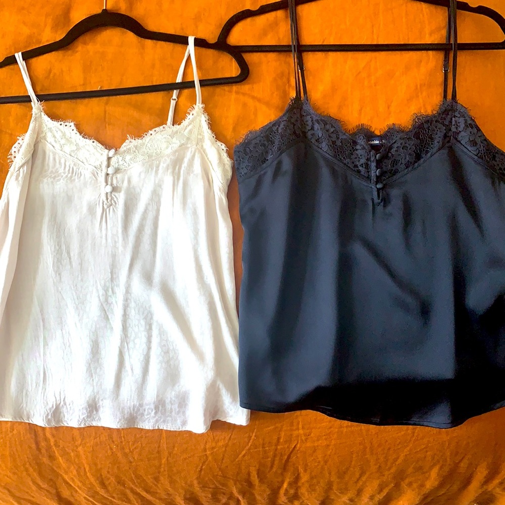 Bundle of 2 date / out shirts